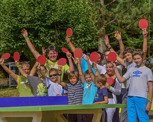 Ping pong au camping Auvergne