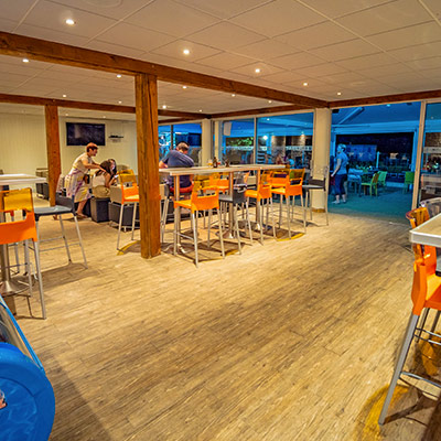 holidays with restaurant in auvergne