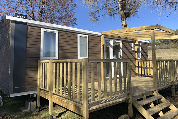 Location de mobil-home en pleine nature en Auvergne